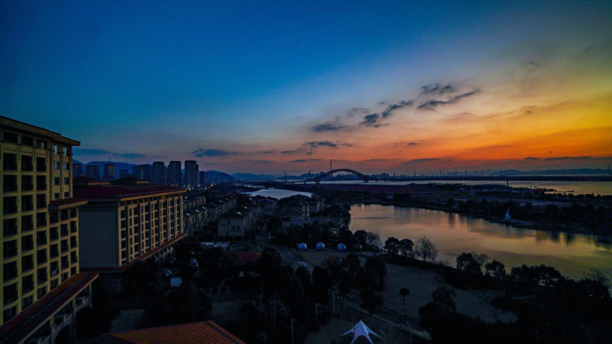 Hotel Doubletree By Hilton Ningbo - Chunxiao Exterior foto