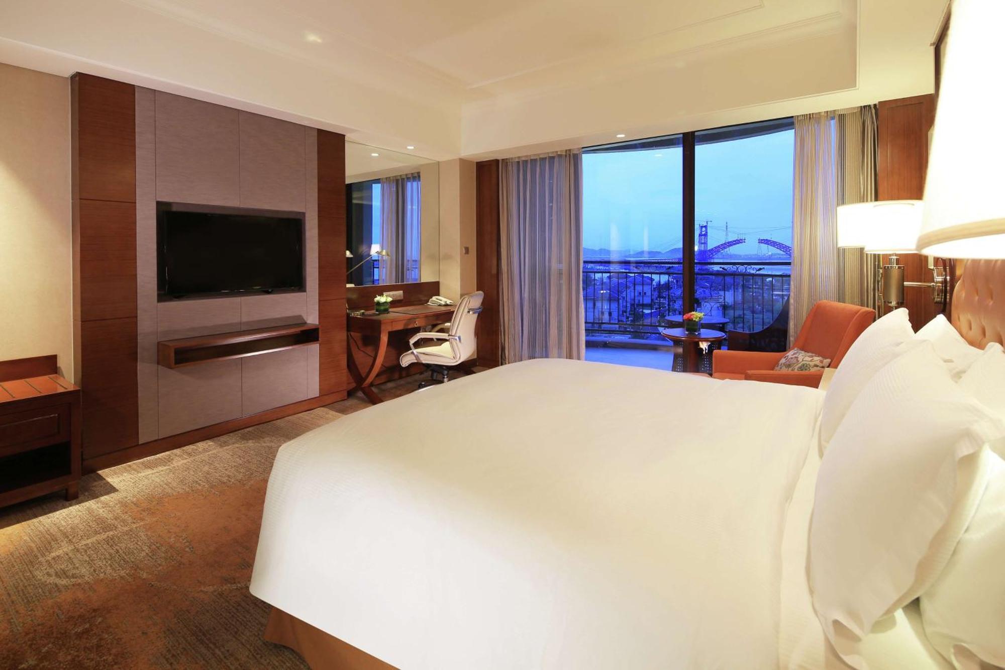 Hotel Doubletree By Hilton Ningbo - Chunxiao Exterior foto